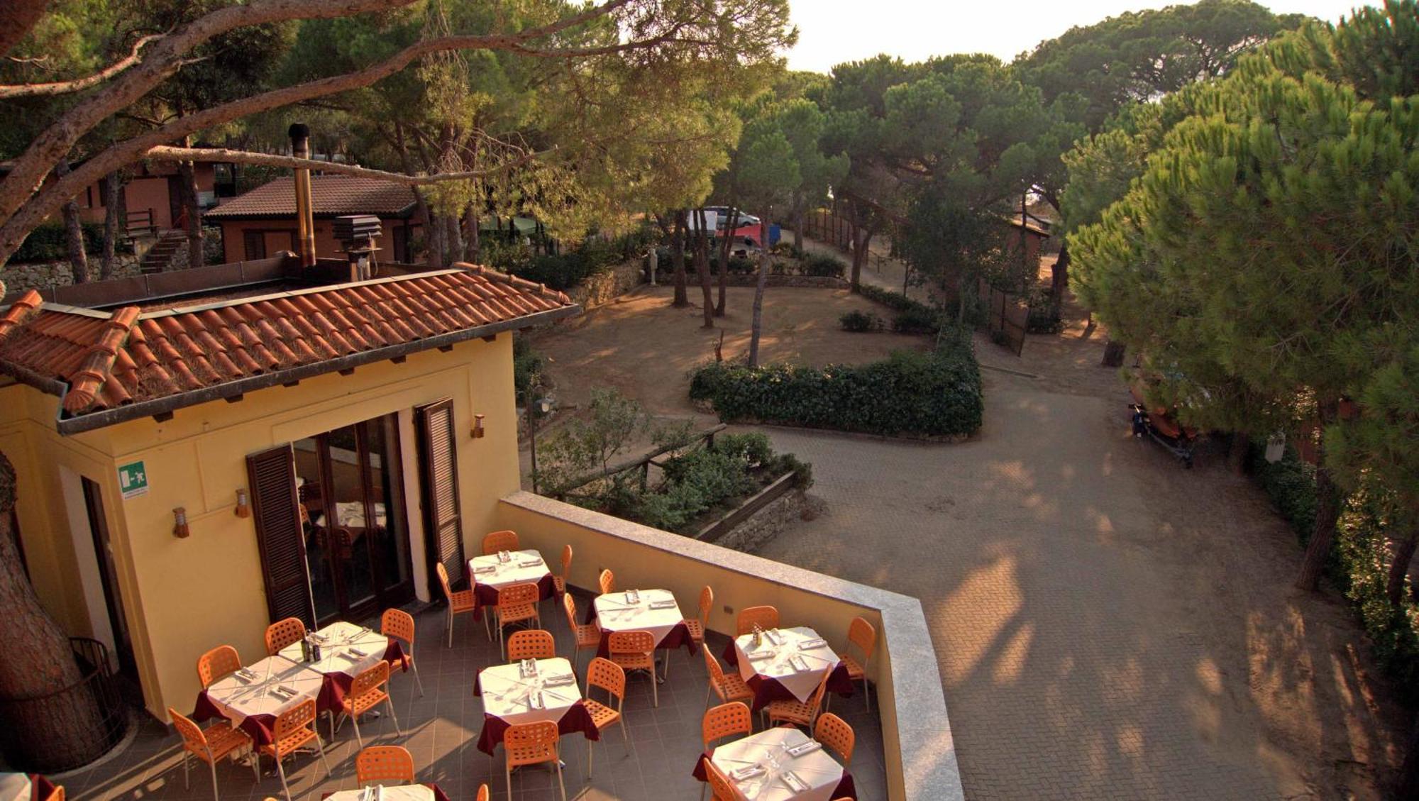 Camping Lacona Pineta Capoliveri  Exterior photo